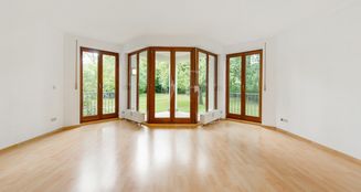 von_poll_real_estate_property_2511502702_image_1