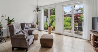von_poll_real_estate_property_25115015_image_0