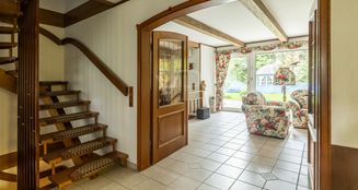 von_poll_real_estate_property_25115020_image_2