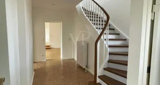 von_poll_real_estate_property_25115031_image_0