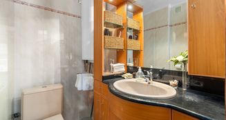 von_poll_real_estate_property_1984_image_9