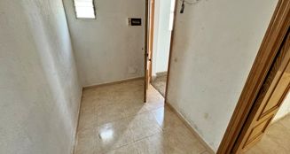 von_poll_real_estate_property_1987_image_1