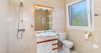 von_poll_real_estate_property_3481_image_12