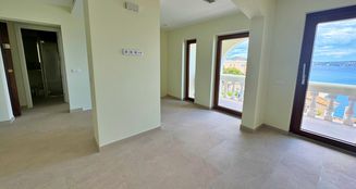 von_poll_real_estate_property_1992_image_2