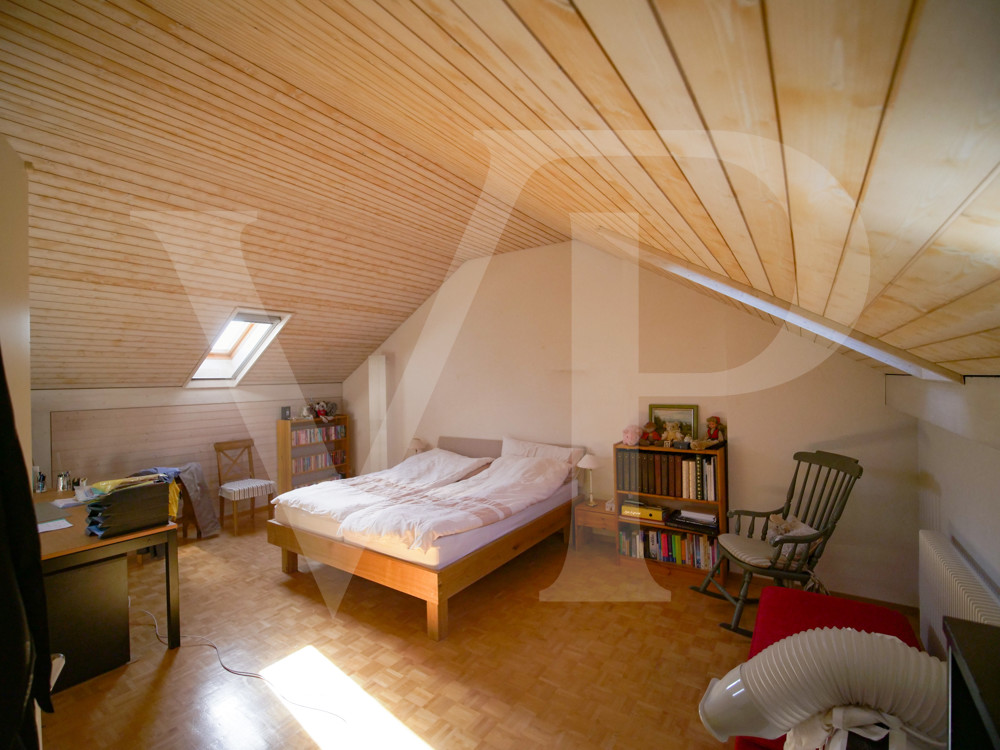 Dachgeschoss voll ausgebaut als Elternschlafzimmer genutzt