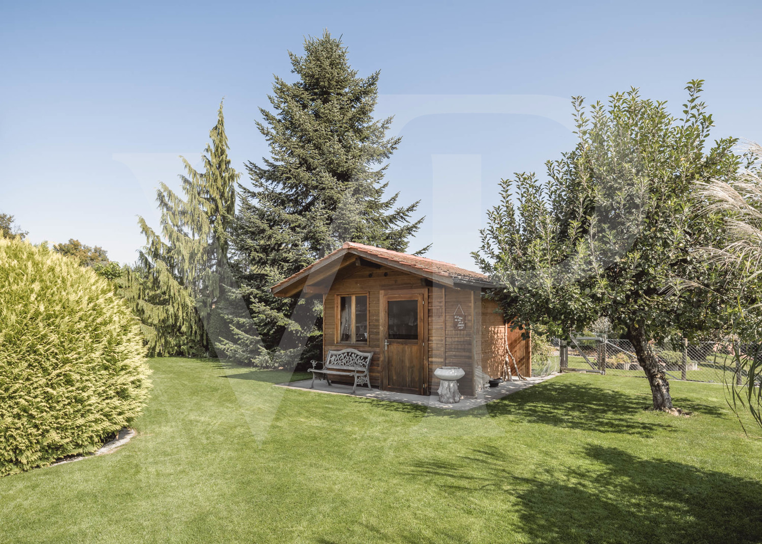 Einfamilienhaus mit liebevoll angelegtem Garten