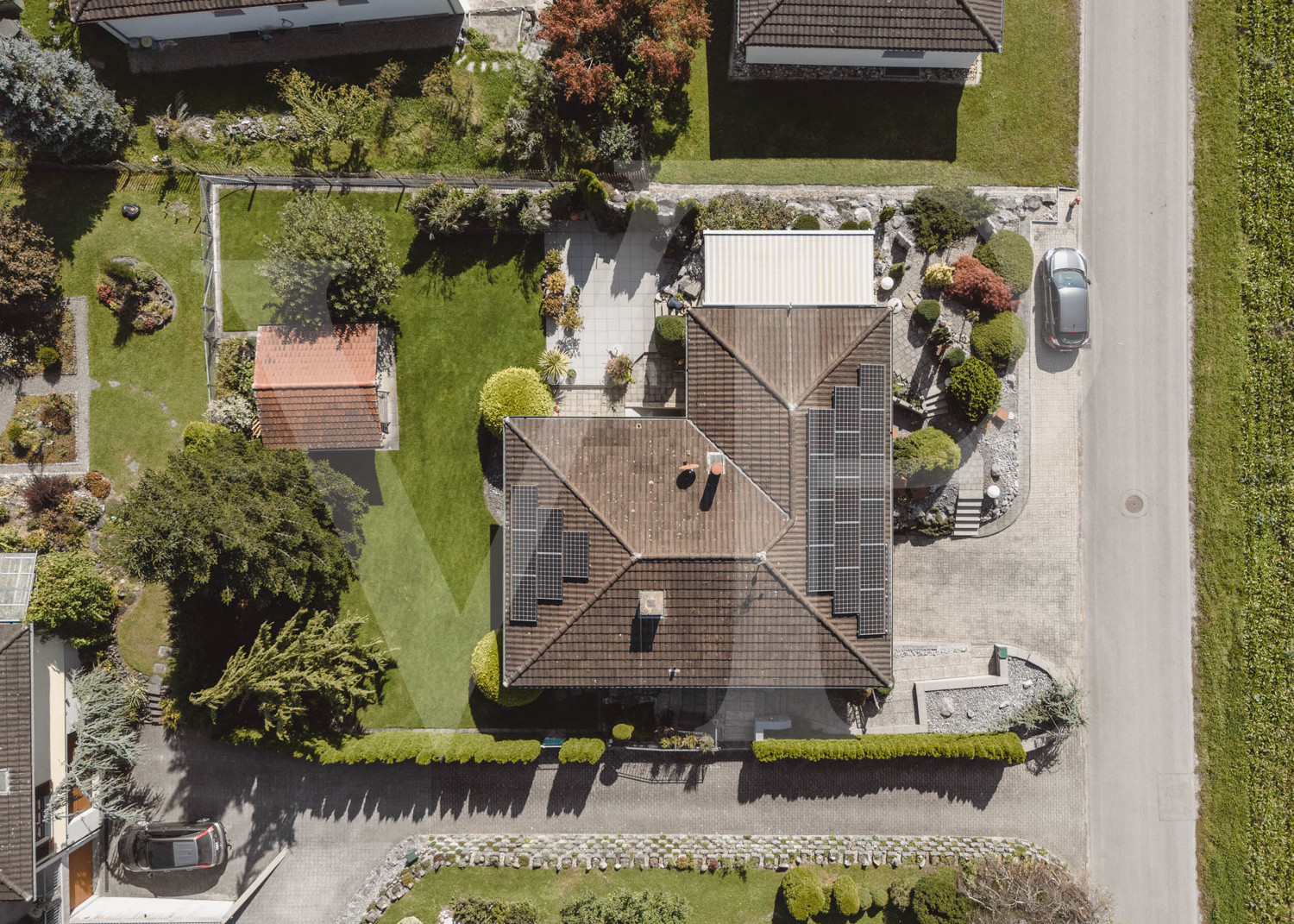 Einfamilienhaus mit liebevoll angelegtem Garten