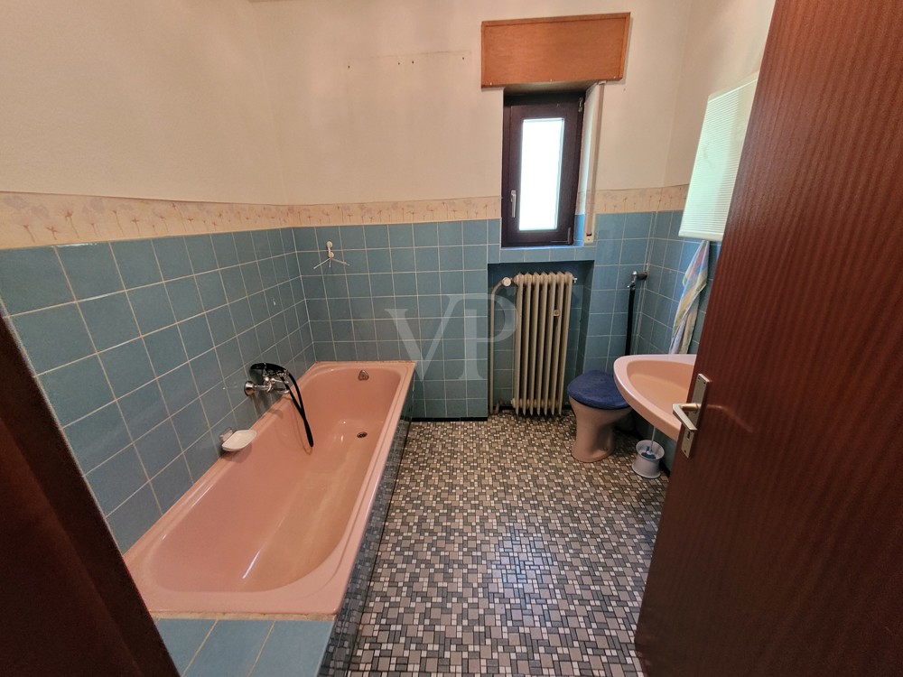 Badezimmer (OG)