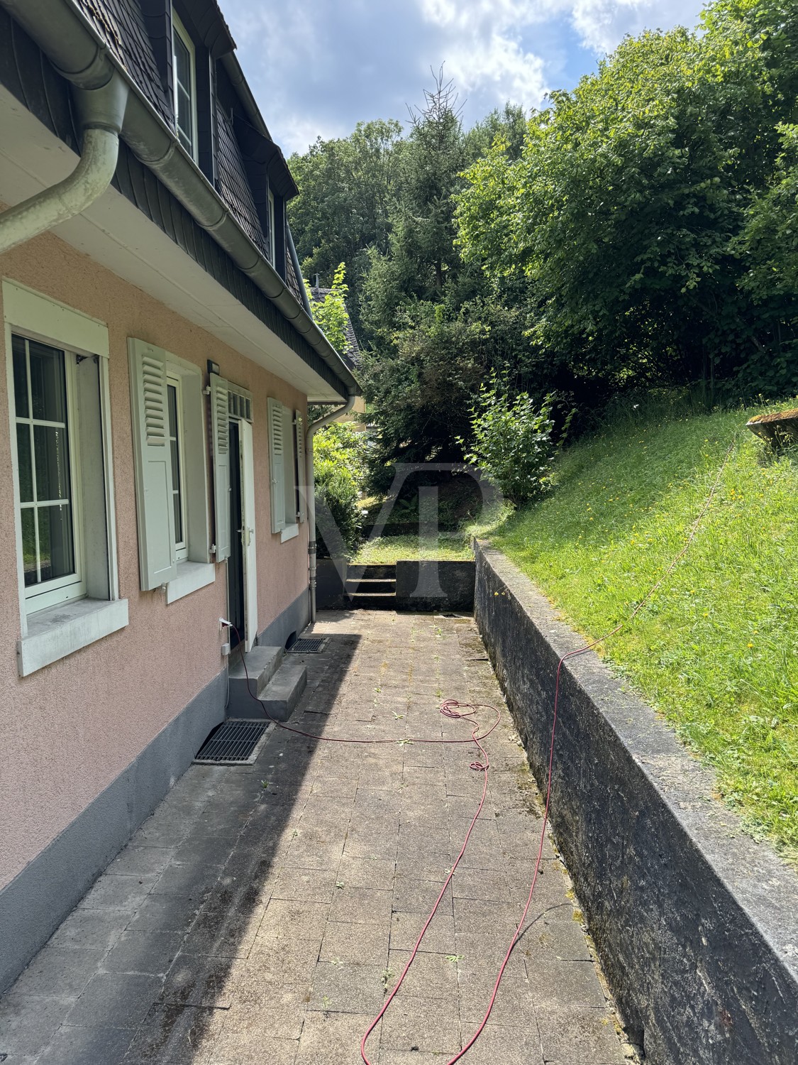 Terrasse hinter der Villa