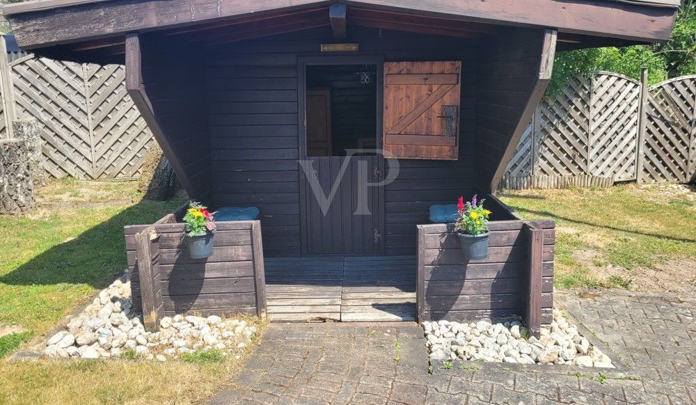 Gartenhütte (2)