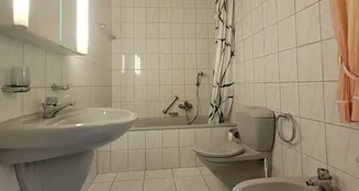 von_poll_real_estate_property_25451025_image_18