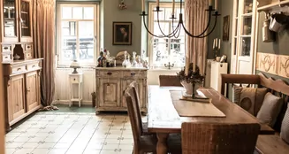 von_poll_real_estate_property_25451017_image_2