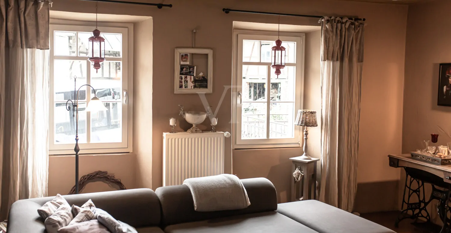 EG-Blick ins Wohnzimmer (2)