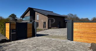 von_poll_real_estate_property_25451032_image_1