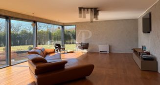 von_poll_real_estate_property_25451032_image_4