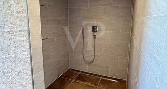 von_poll_real_estate_property_25451032_image_22