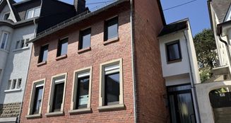 von_poll_real_estate_property_25451045_image_0