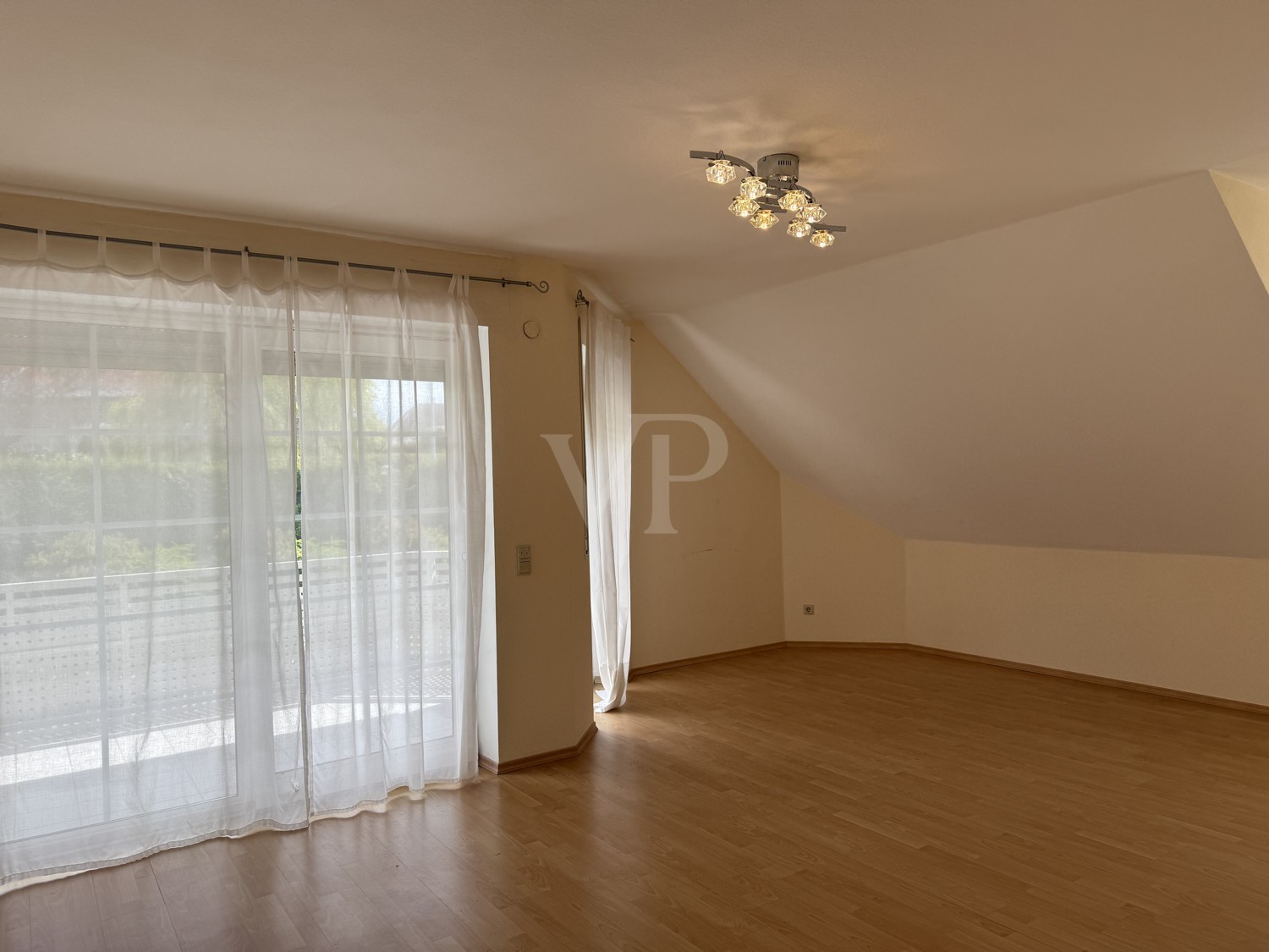 OG-Schlafzimmer 2 mit Zugang zu Balkon