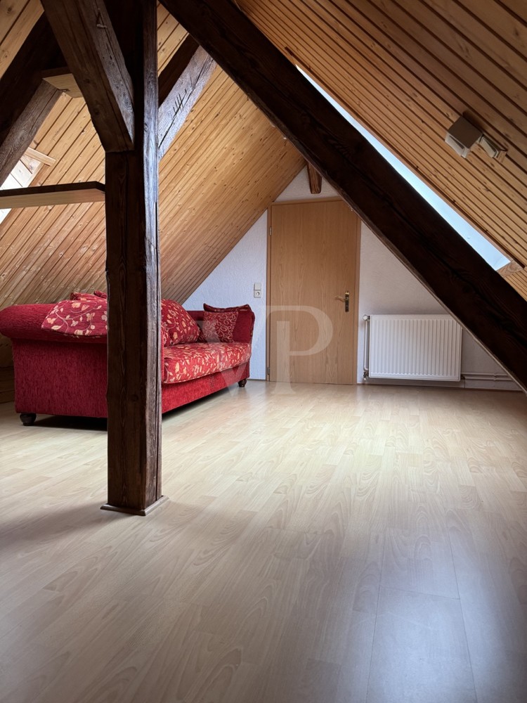 DG-Schlafzimmer 2 : Büro (2)
