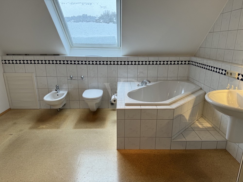 OG-Tageslicht-Badezimmer (1)