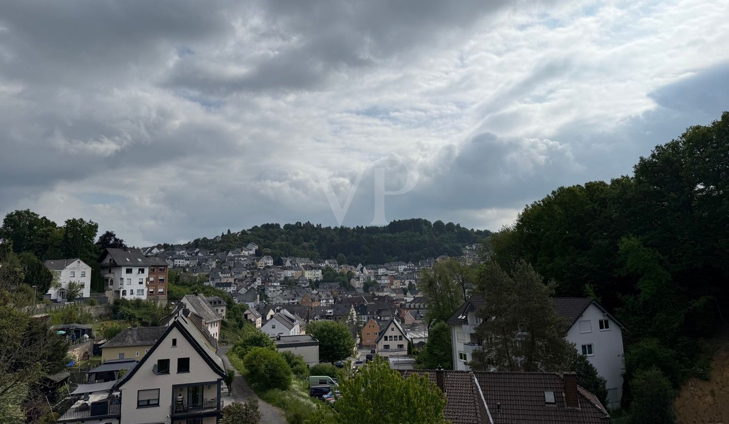 Blick nach Idar von Balkon