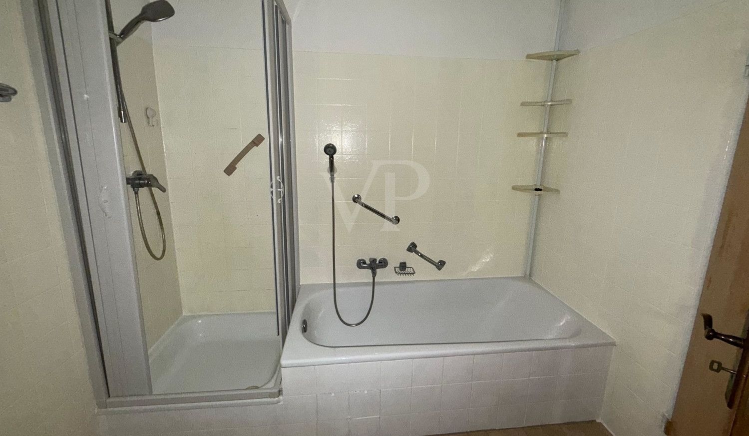 Badezimmer (2)