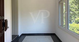 von_poll_real_estate_property_25451055_image_2