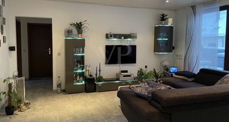 von_poll_real_estate_property_25451053_image_1