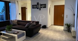 von_poll_real_estate_property_25451053_image_2