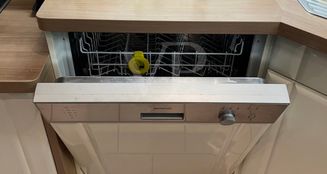 von_poll_real_estate_property_25451053_image_6