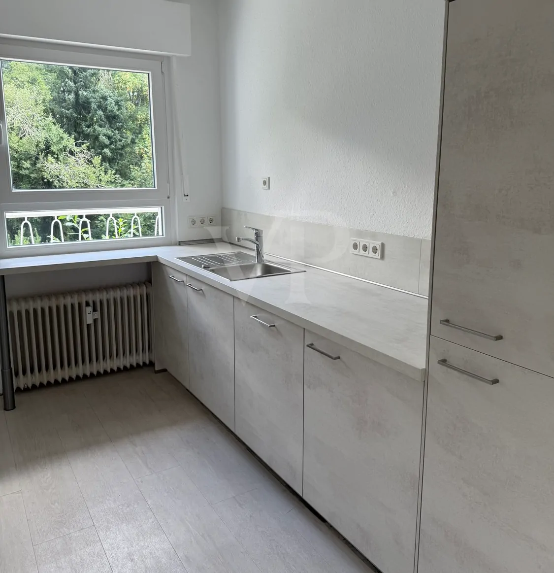 Küche mit Einbauküche (3)