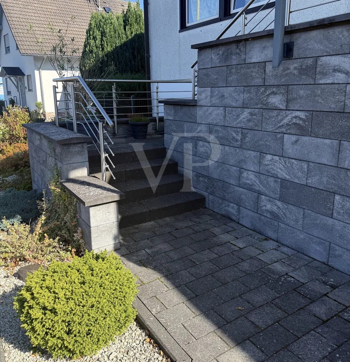 Blick auf Eingang-EG (2)