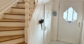 von_poll_real_estate_property_25451057_image_2