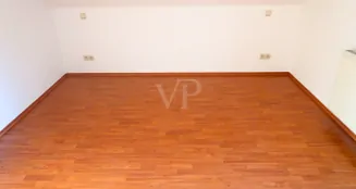 von_poll_real_estate_property_25451069_image_14