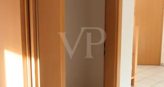 von_poll_real_estate_property_25451069_image_12