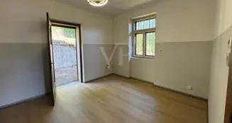 von_poll_real_estate_property_25451075_image_11