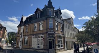 von_poll_real_estate_property_25451066_image_0