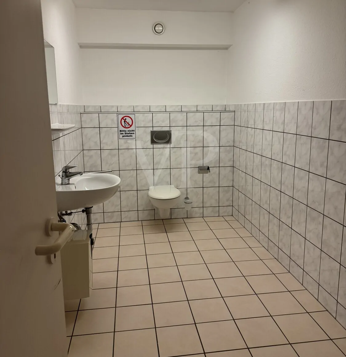 Gewerbe-WC 1