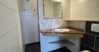 von_poll_real_estate_property_25451076_image_21