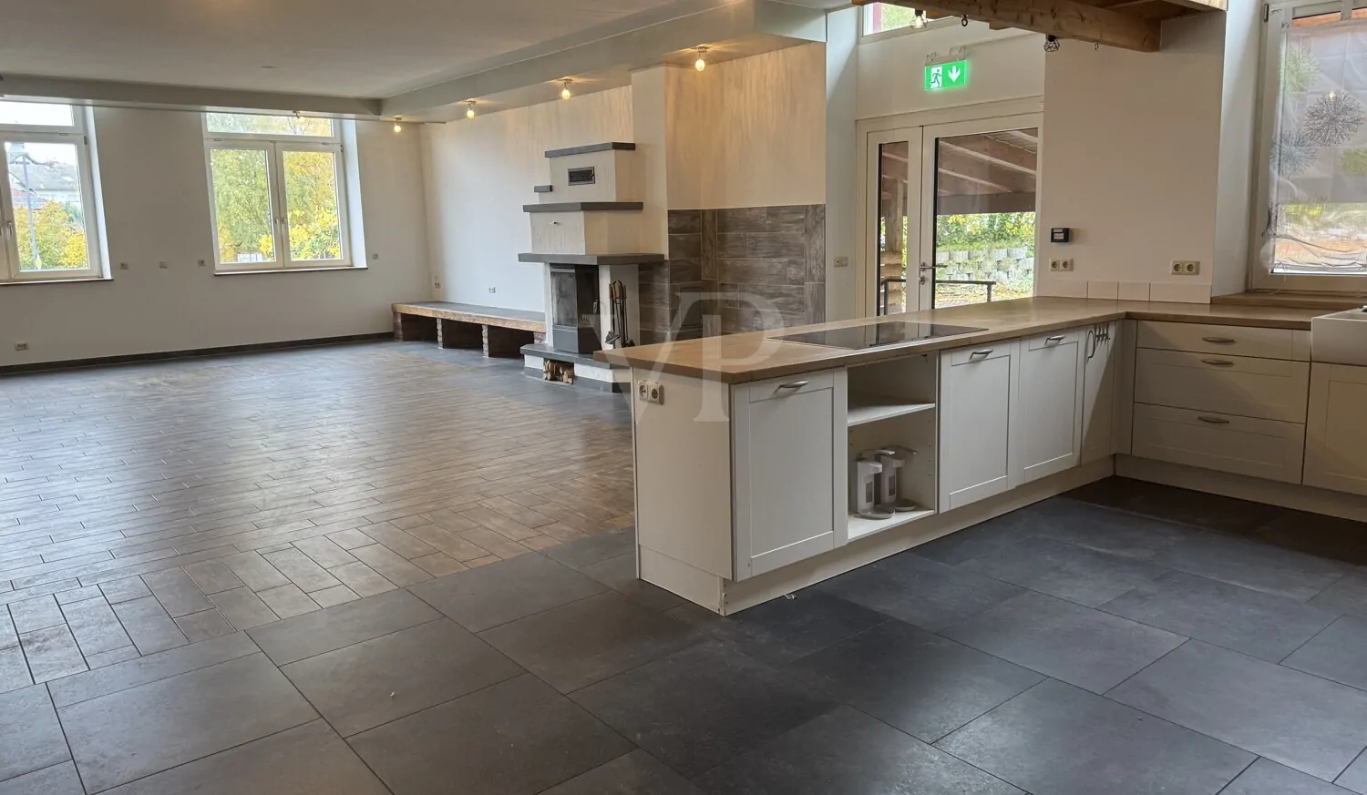 EG-Blick aus Küchenbereich