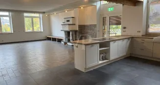 von_poll_real_estate_property_25451076_image_9