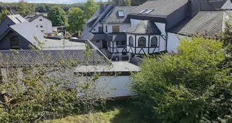 von_poll_real_estate_property_25451067_image_21