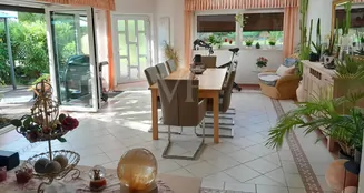 von_poll_real_estate_property_25451067_image_3