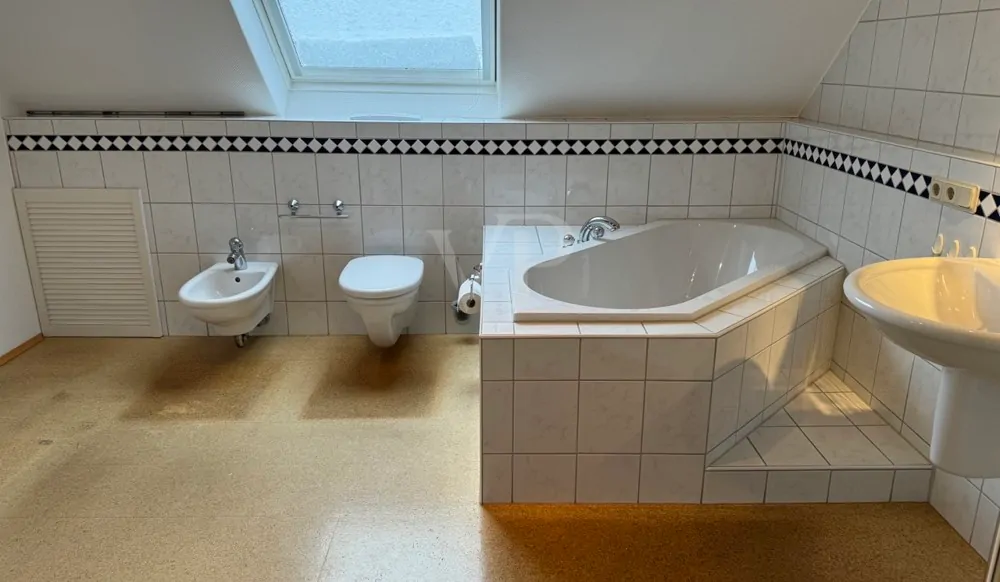 OG-Tageslicht-Badezimmer (1)