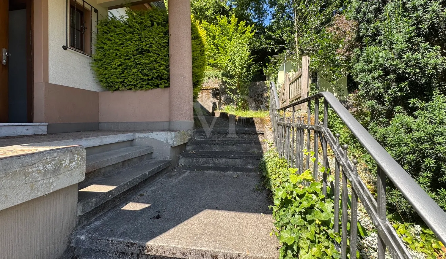 Zugang Terrasse & Garten