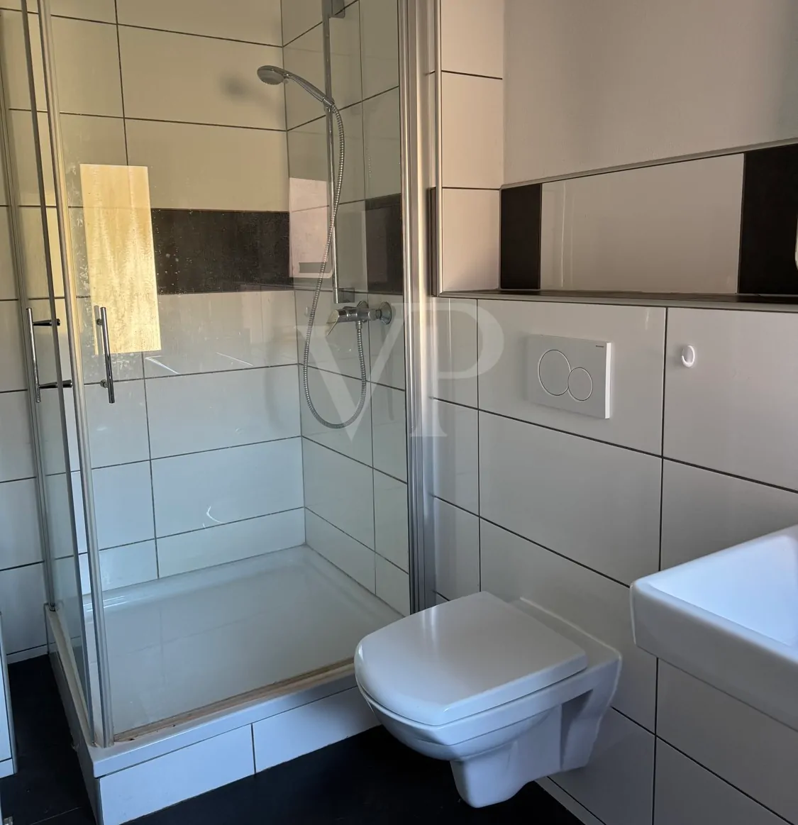 OG - Tageslicht-Duschbad (2)