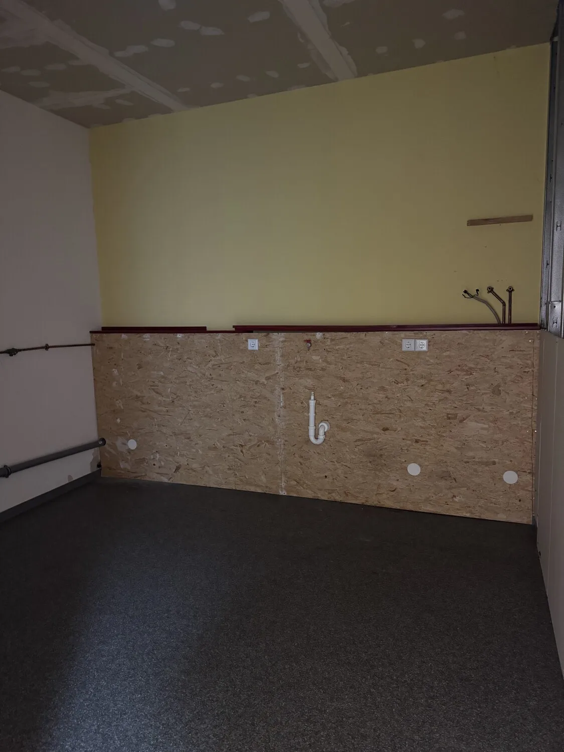 Gewerbe-Weiterer Raum