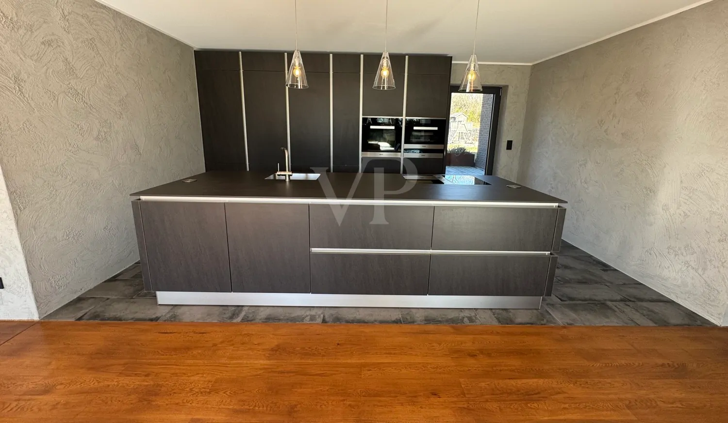 EG-Blick auf Küchenbereich