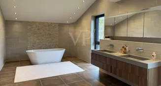 von_poll_real_estate_property_25451086_image_17