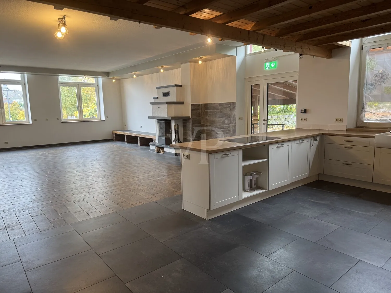 EG-Blick aus Küchenbereich